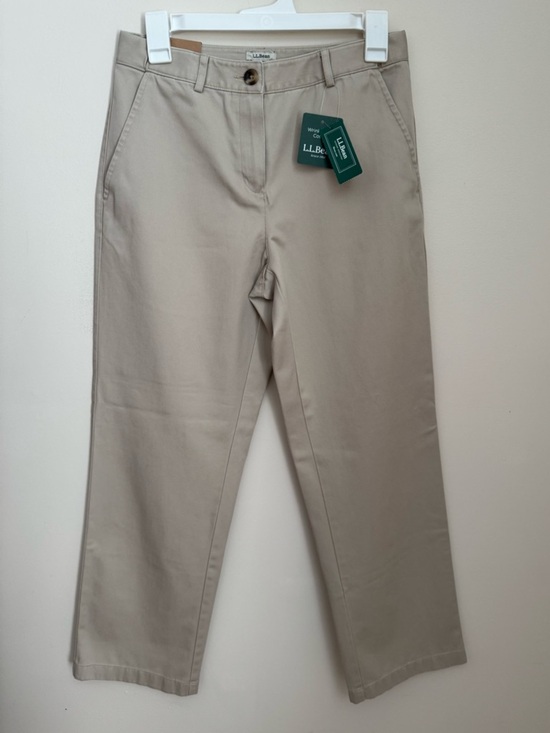 L.L. Bean Pants - L.L.Bean Classic Fit Chino Pants Women’s Size 4 Petite NWT Khaki Straight Leg
